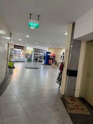 Elias Mall (D18), Retail #554602291